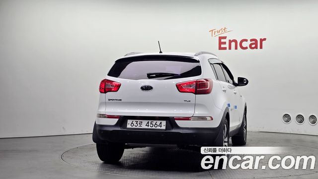 Kia Sportage 2011 — photo 4