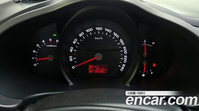 Kia Sportage 2011 — photo 8