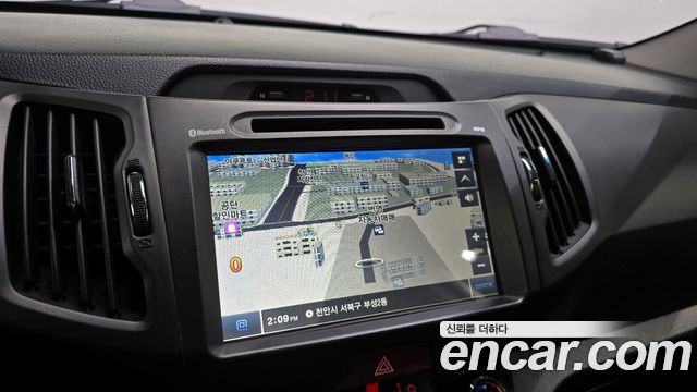 Kia Sportage 2011 — photo 16