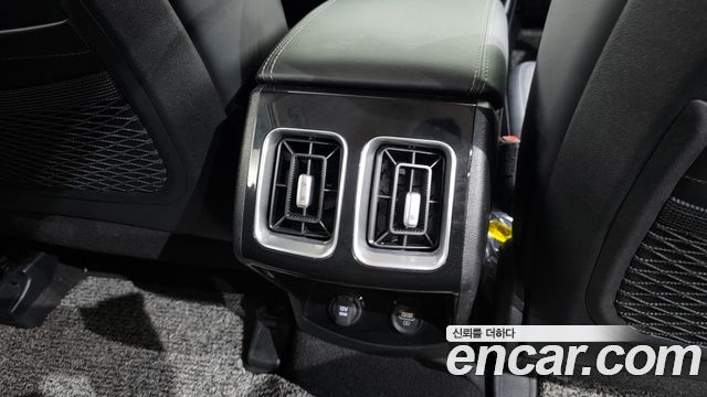 Kia Sorento 2022 — photo 25