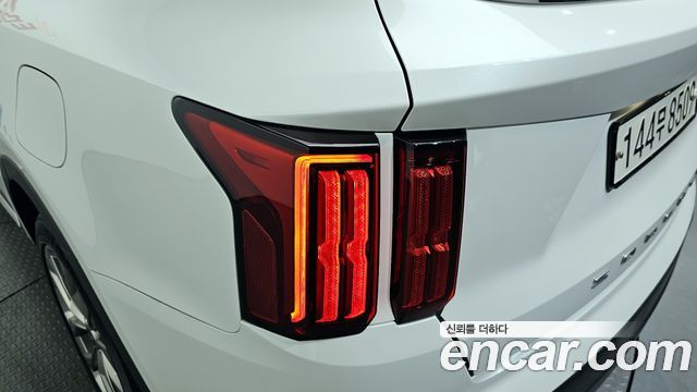Kia Sorento 2022 — photo 9