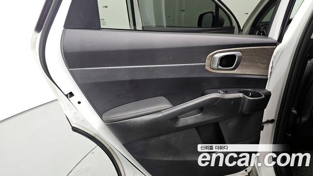 Kia Sorento 2022 — photo 15