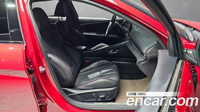 Hyundai AVANTE 2023 — photo 13