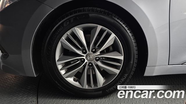 Hyundai Grandeur 2015 — photo 5