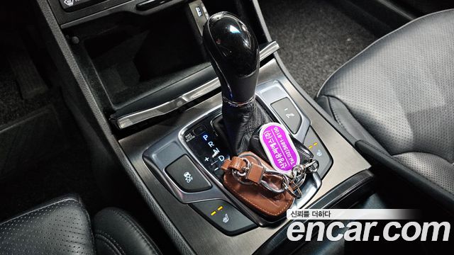 Hyundai Grandeur 2015 — photo 9