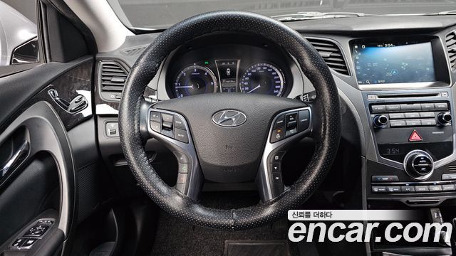 Hyundai Grandeur 2015 — photo 13