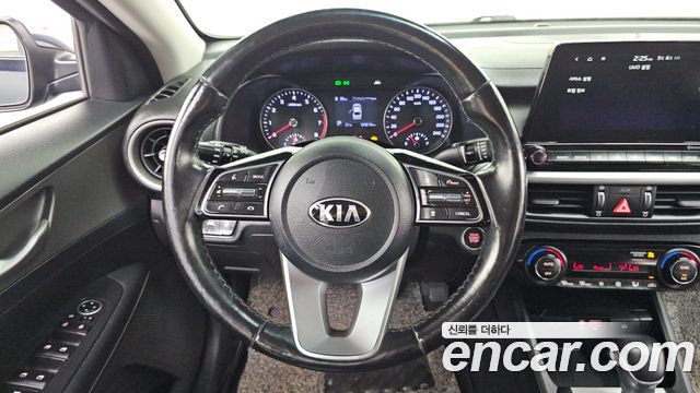Kia K3 2019 — photo 13