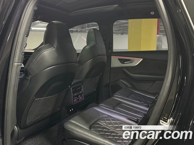Audi Q7 2021 — photo 12