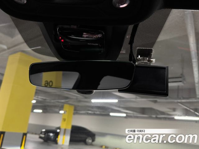 Audi Q7 2021 — photo 18