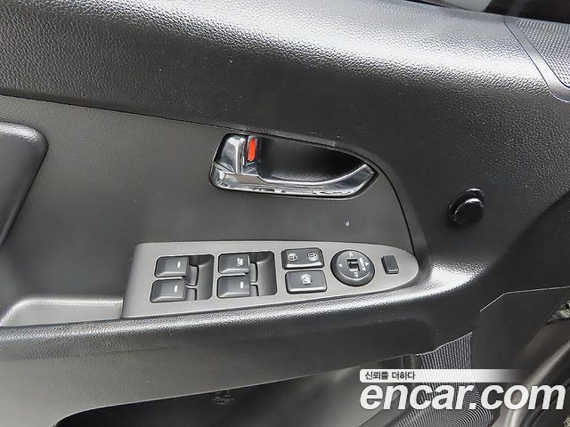 Kia Sportage 2013 — photo 13