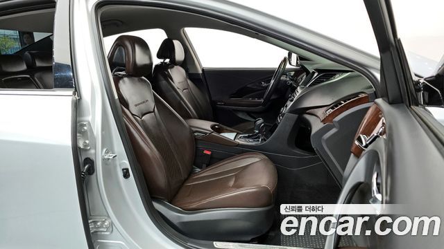 Hyundai Grandeur 2017 — photo 16