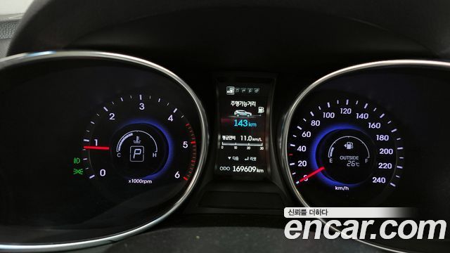 Hyundai Santafe 2015 — photo 11