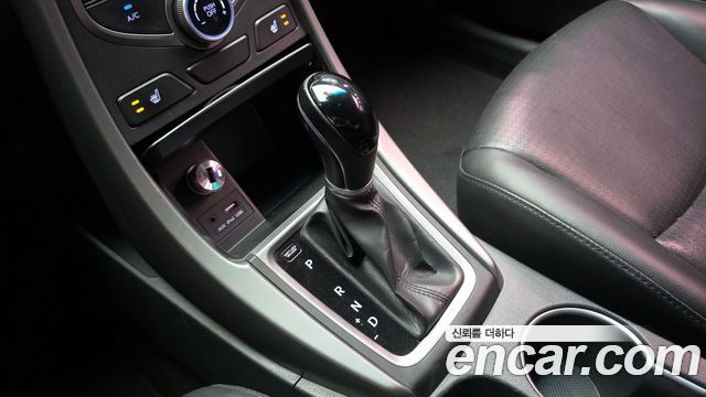 Hyundai AVANTE 2014 — photo 9