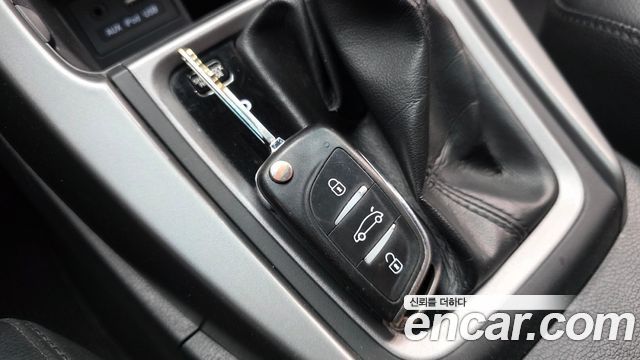 Hyundai AVANTE 2014 — photo 16