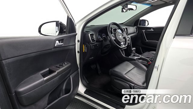 Kia Sportage 2016 — photo 13