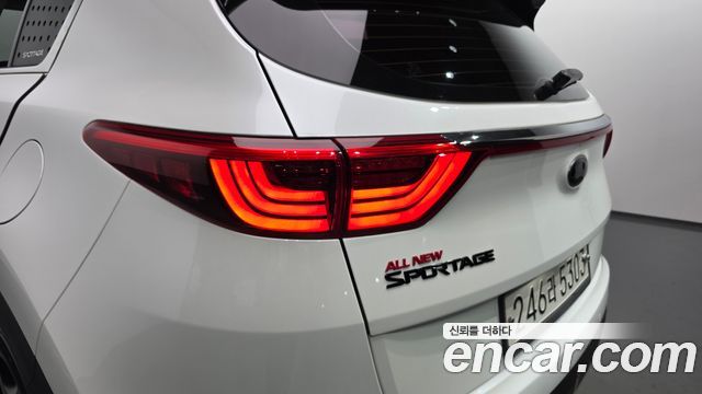 Kia Sportage 2016 — photo 9