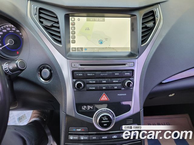 Hyundai Grandeur 2016 — photo 12