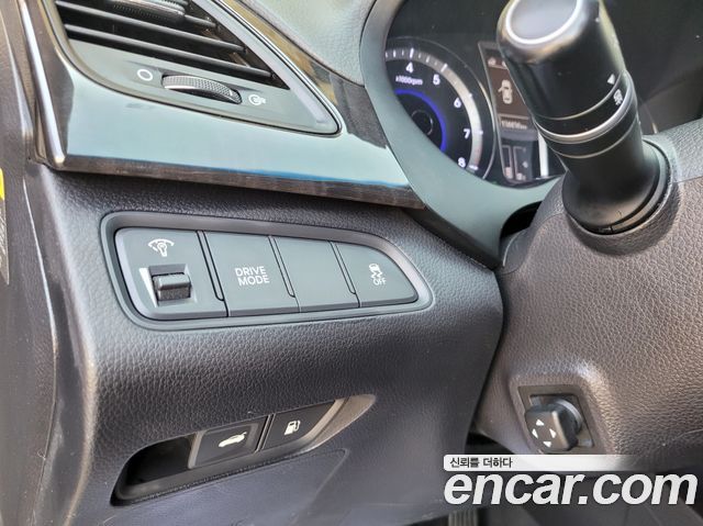 Hyundai Grandeur 2016 — photo 15