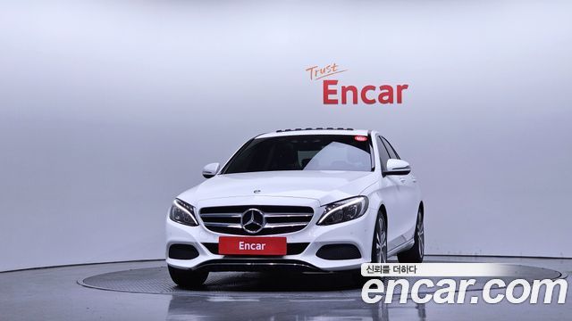 Mercedes-Benz C-Class 2018 — photo 3