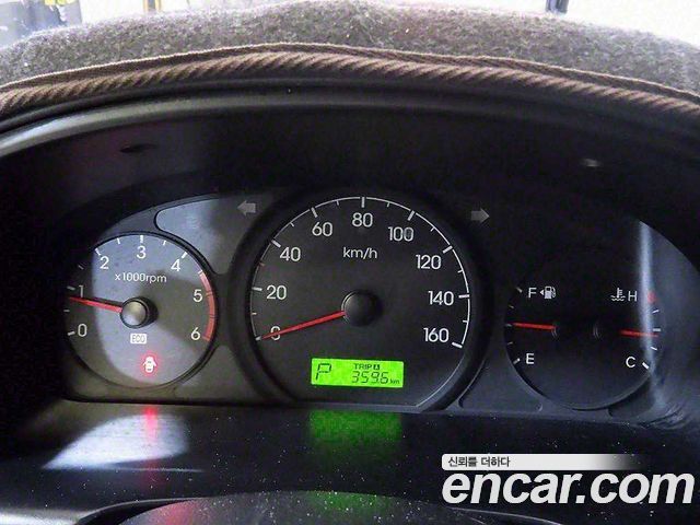 Hyundai Starex 2014 — photo 9