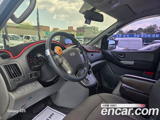 Hyundai Starex 2016 — photo 10