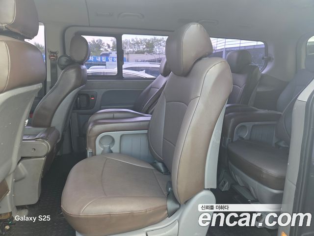 Hyundai Starex 2016 — photo 14