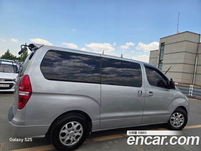 Hyundai Starex 2016 — photo 17