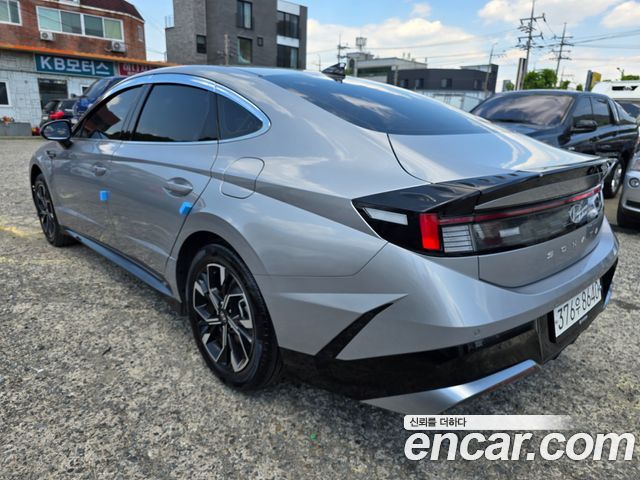 Hyundai Sonata 2025 — photo 2
