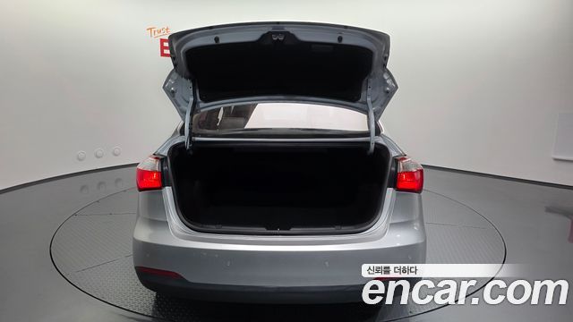 Kia K3 2013 — photo 20