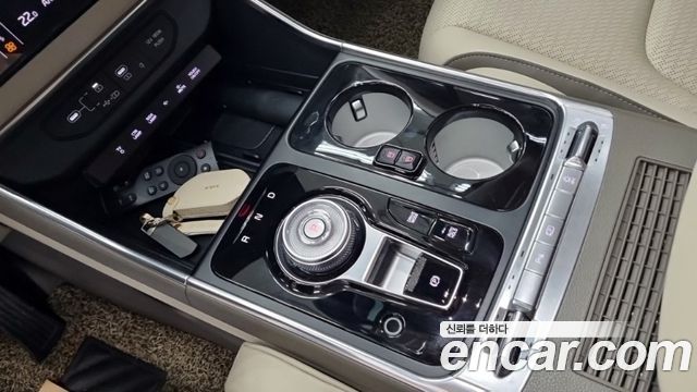 Kia Canival 2024 — photo 9