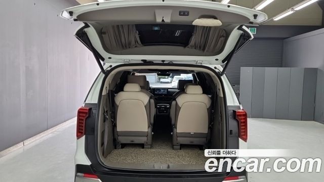 Kia Canival 2024 — photo 12