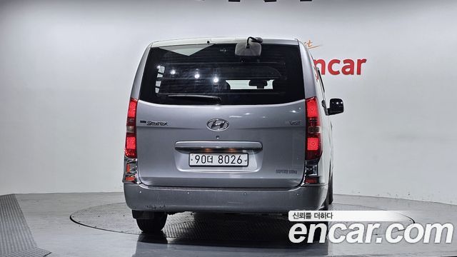 Hyundai Starex 2016 — photo 4