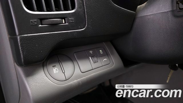Hyundai Starex 2016 — photo 16