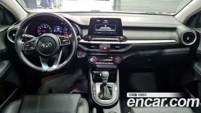 Kia K3 2021 — photo 7