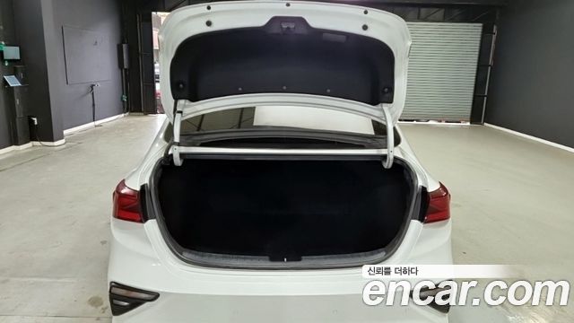 Kia K3 2021 — photo 11