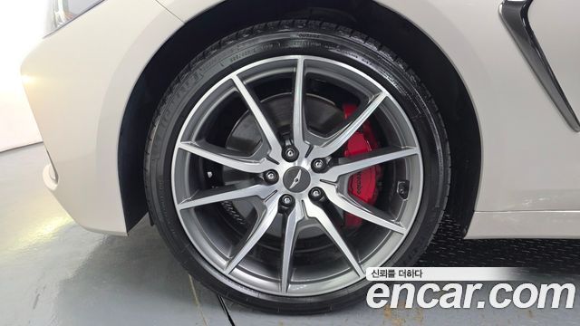 Genesis G70 2018 — photo 5