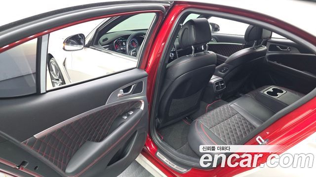 Genesis G70 2018 — photo 18