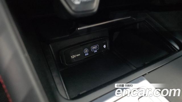 Genesis G70 2018 — photo 19