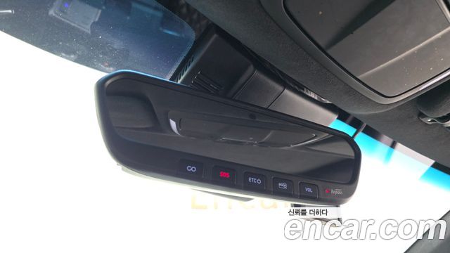 Genesis G70 2018 — photo 25