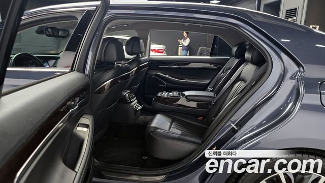 Genesis EQ900 2016 — photo 12