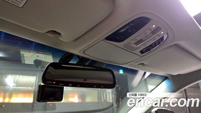 Kia K7 2016 — photo 18