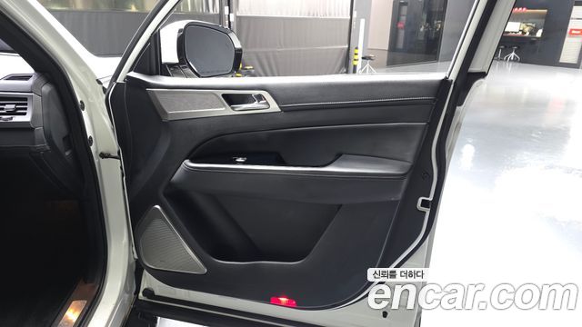 KG Mobility Rexton 2019 — photo 14