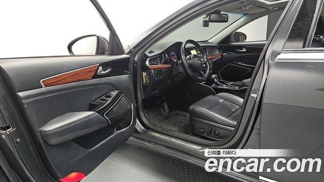 Kia K7 2016 — photo 10