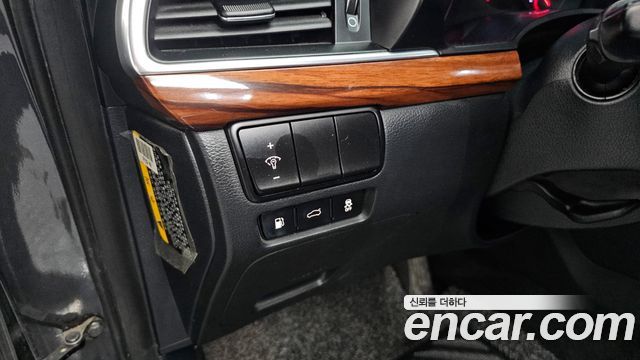 Kia K7 2016 — photo 18