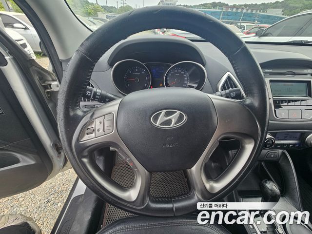 Hyundai Tucson 2010 — photo 12