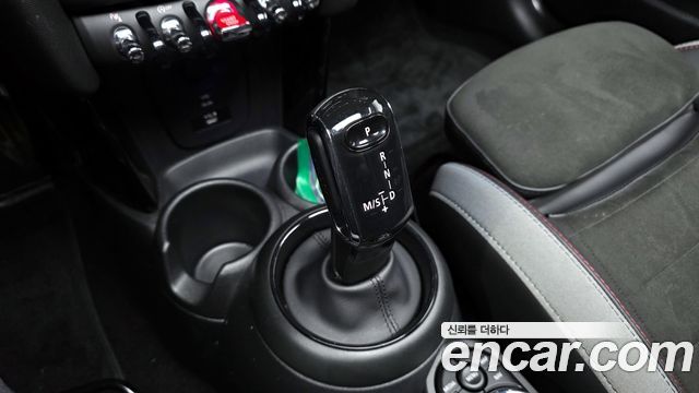 Mini Cooper 2022 — photo 12