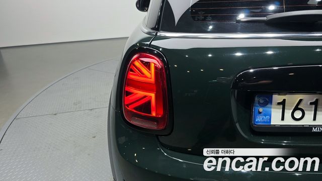 Mini Cooper 2022 — photo 9