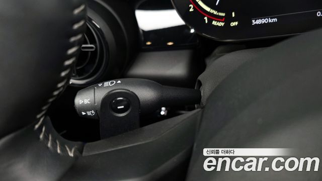 Mini Cooper 2022 — photo 37