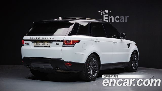 Land Rover Range Rover Sport 2017 — photo 2