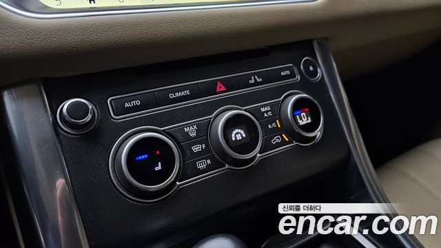 Land Rover Range Rover Sport 2017 — photo 17